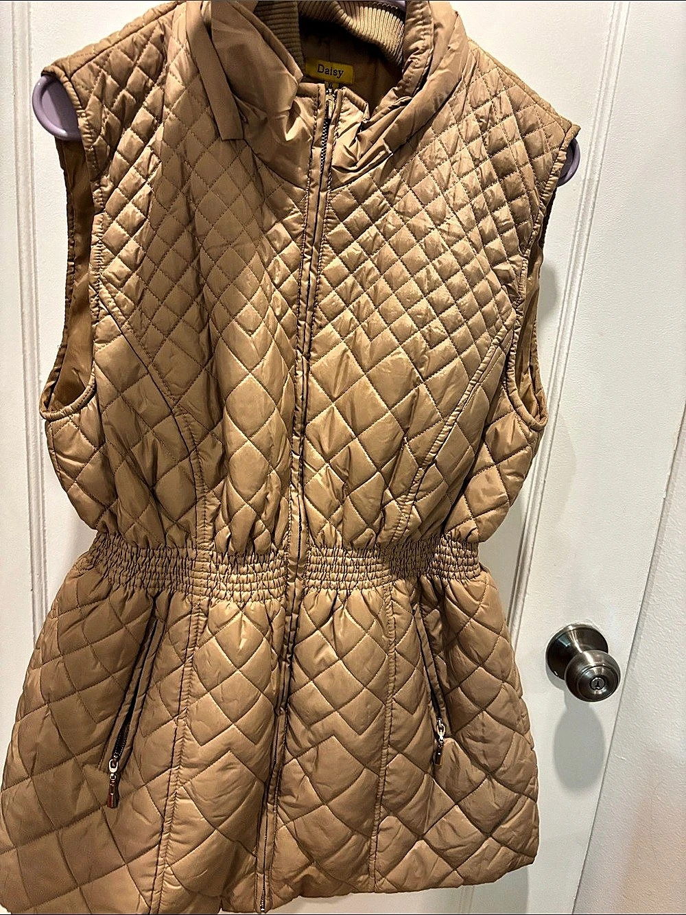 Daisy Quilted Vest in Brown Size XL Like New